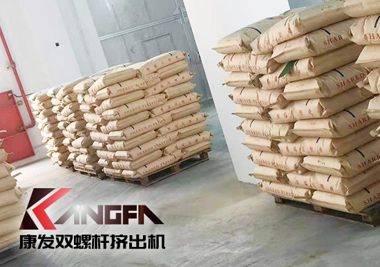 雙螺桿擠出機行業高標準！配料、操作、生產、打包碼垛機械手全過程自動化生產線