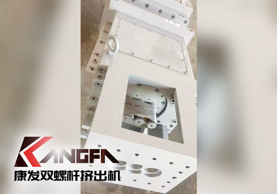 康發65、75高扭三螺桿擠出機產量高、能耗低、塑化、密練功能、分散效果好