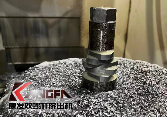 康發四大關鍵技術于一體綜合優勢！現代化制造平臺、關鍵零部件制造技術自我把控！提供雙螺桿擠出機及成套裝置交鑰匙工程！