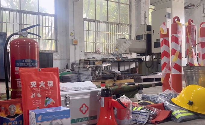 南京康發(fā)雙螺桿擠出機(jī)《火災(zāi)與爆炸事故專項(xiàng)應(yīng)急預(yù)案演練》再次拉開(kāi)帷幕