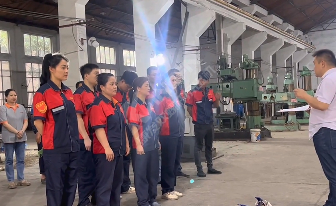 南京康發(fā)雙螺桿擠出機(jī)《火災(zāi)與爆炸事故專項(xiàng)應(yīng)急預(yù)案演練》再次拉開(kāi)帷幕