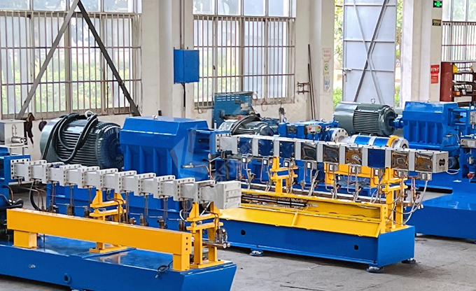 定期維護保養有效提升JSH-75雙螺桿擠出機系生產效率，確保雙螺桿設備的正常運行！