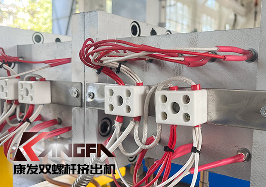 康發橡塑——雙螺桿擠出機源頭廠家 公司主營JSH-K系列、JSH雙螺桿系列、JSH雙階系列成套設備