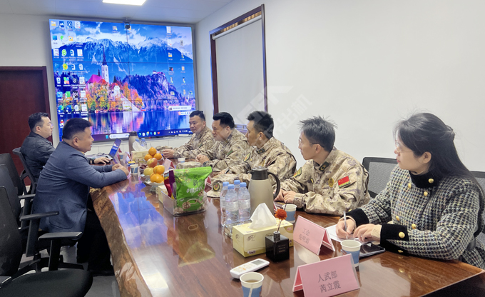 精準(zhǔn)調(diào)查 深挖潛力 六合區(qū)人武部走訪(fǎng)康發(fā)雙螺桿擠出機(jī)等葛塘街道重點(diǎn)企業(yè)